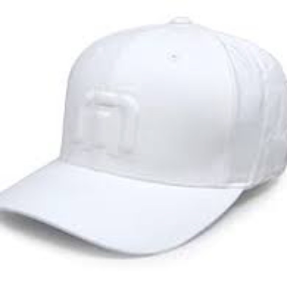 Travis Mathew Other - TRAVIS MATHEW B. Bahamas Fitted Golf Hat